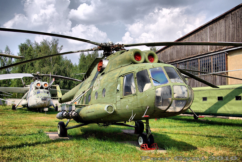 Mil Mi-8: Legendinis Sraigtasparnis, Keičiasi su Laiku